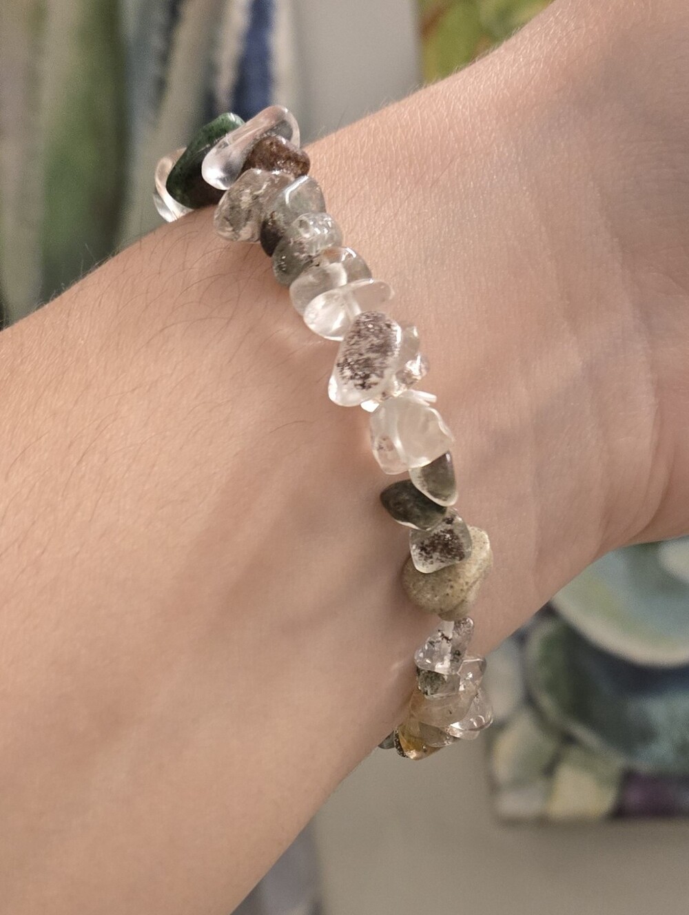 Handcrafted Clear & Earthy Stone Chip Stretch Bracelet
